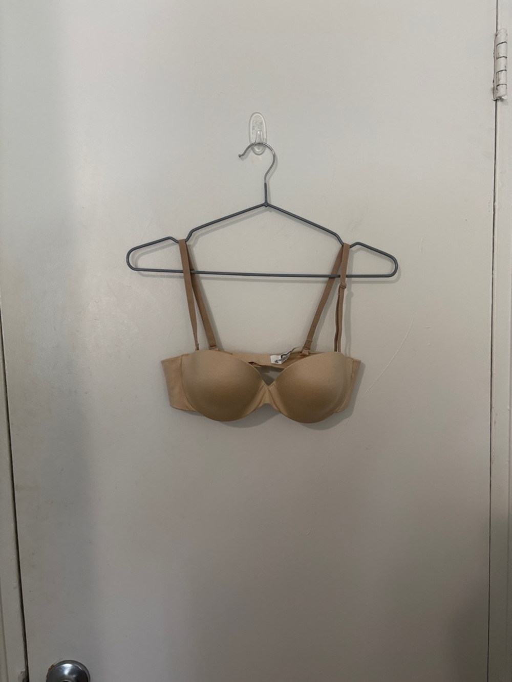 Seamless Nude T-Shirt Bra with Adjustable/Removable Straps